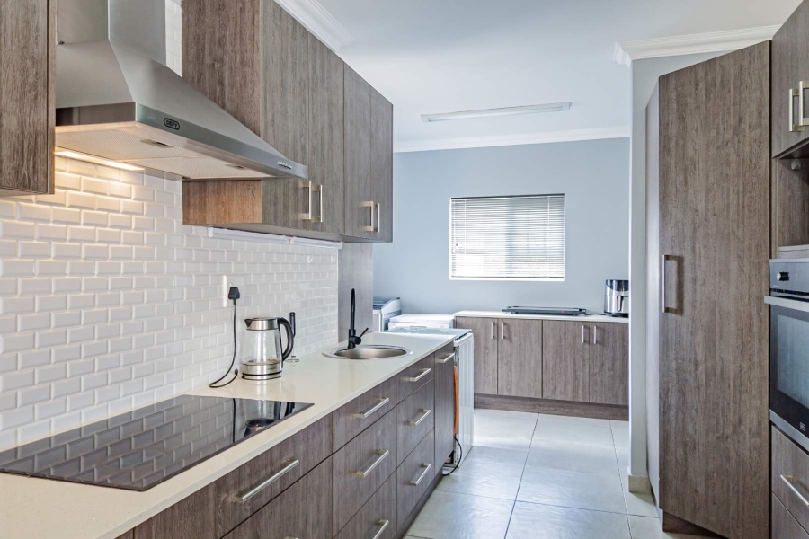 2 Bedroom Property for Sale in Heiderand Western Cape